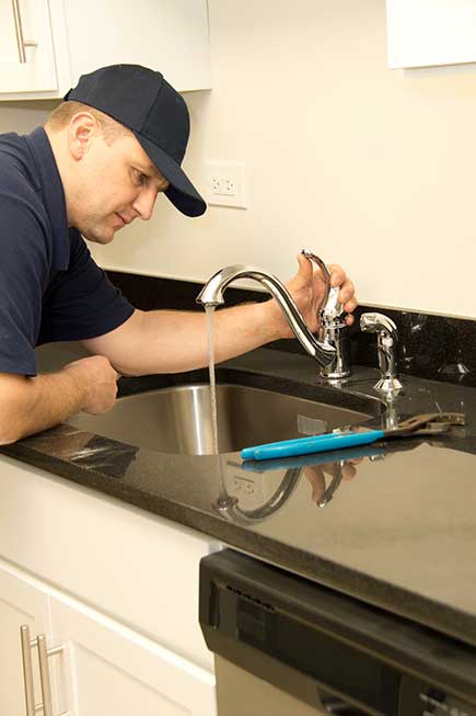 installing a new sink in a Modesto home