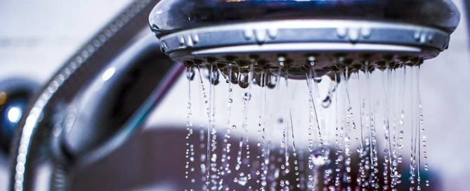can a bad water heater cause low water pressure?